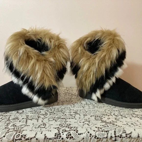 Women Mid Calf Boot Black Suede & Faux Fur Tassel Winter Snow Boots Size 7 - Picture 4 of 5